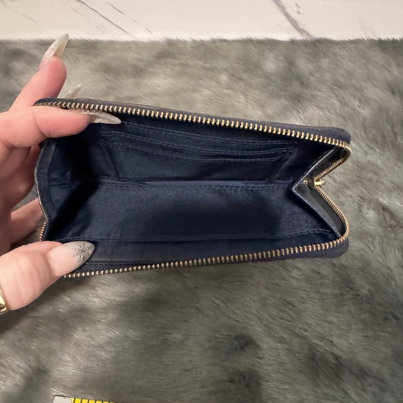 Coach Navy Blue Wristlet - Picture 4 of 6